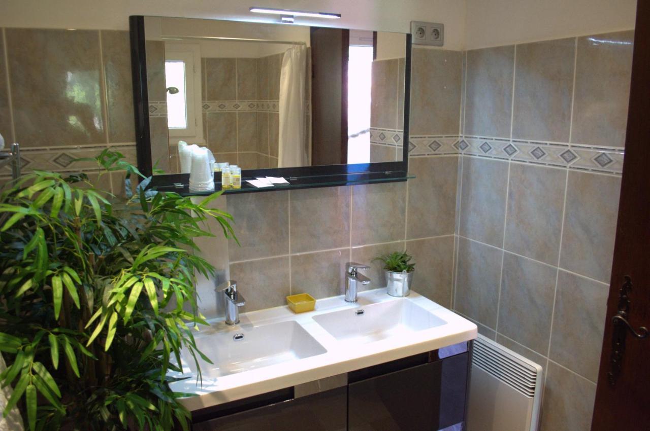 Lou Cigaloun Hotel Saint-Antonin-du-Var Luaran gambar